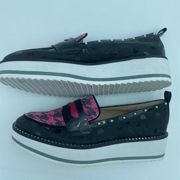 Betsy Johnson - rhinestone houndstooth pink & black loafers - Picture 6 of 8